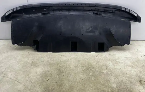 Citroen C4 III e-C4 Engine splash shield/under tray 9834979980