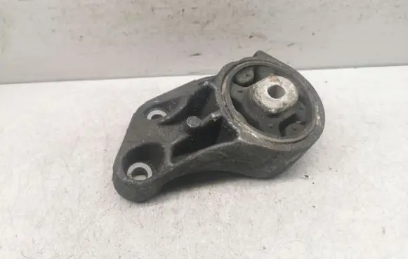 Audi A4 S4 B6 8E 8H Rear differential mounting bracket 8E06991256