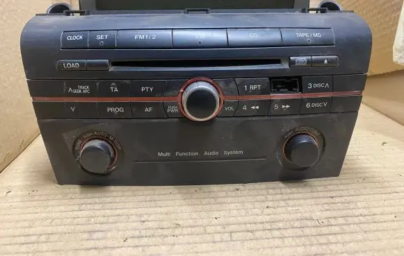 Mazda 3 I Radio/CD/DVD/GPS head unit 14789910 BP4L66950A 04L1B46470