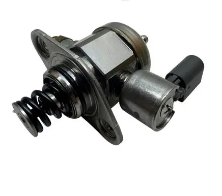 Audi A5 8T 8F Fuel injection high pressure pump 06K127028B