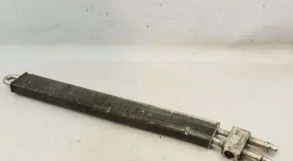BMW X6M F86 Power steering radiator 7849684 17217849684