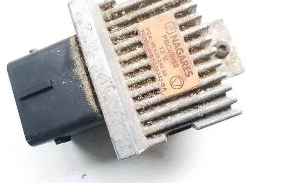 Citroen C5 Glow plug pre-heat relay 9663824880 AV6112A343BA