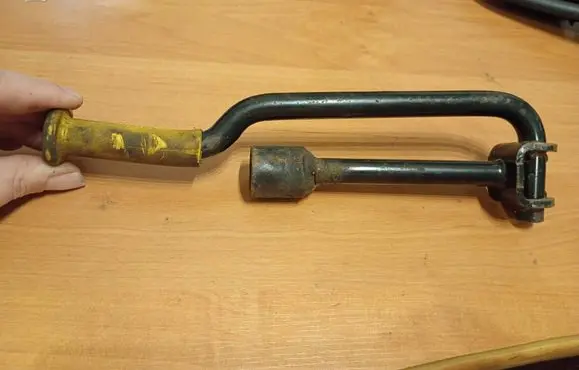 Renault Scenic I Wheel nut wrench 7700304909