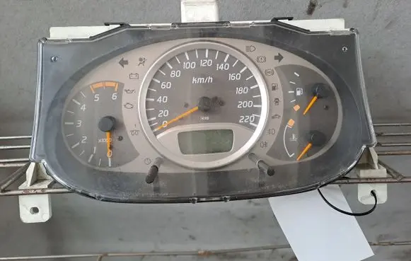 Nissan Almera Tino Speedometer (instrument cluster) BU010