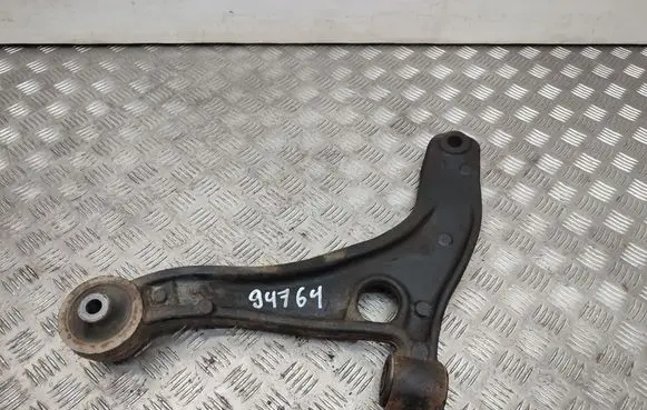 Renault Master III Front lower control arm/wishbone 545601173R