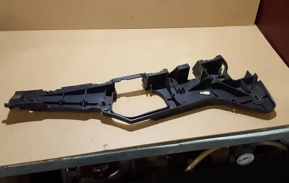 Smart ForTwo I Front bumper mounting bracket 0000916