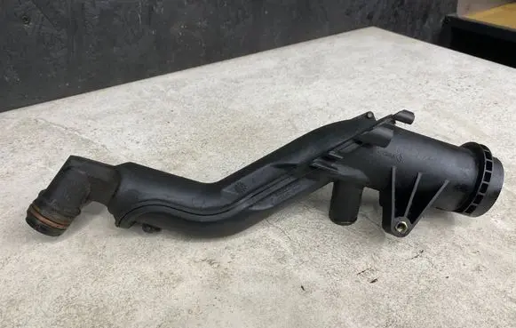 Ford Mondeo MK IV Oil fill pipe 9654733980