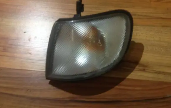 Nissan Sunny Front indicator light 3305l