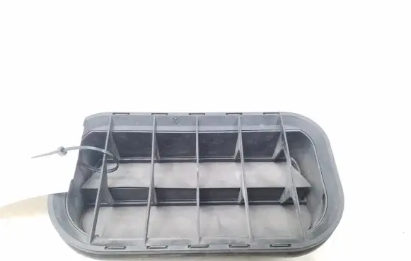 Ford Fusion Fender grill 