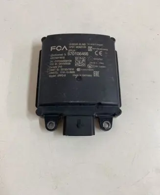 Maserati Levante Blind spot module 670106466