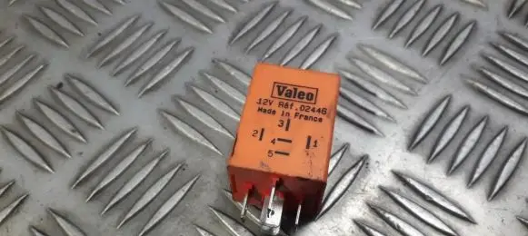 Volkswagen Golf IV Other relay ref02446