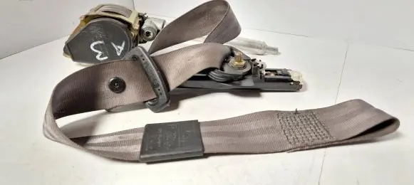 Audi A3 S3 8L Front seatbelt 895857706BK 560344200 960344200