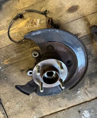 Ford Ecosport Front wheel hub WQCF