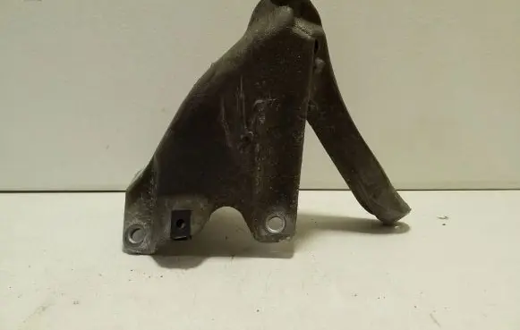 Audi e-tron Engine mounting bracket 4KE199605M