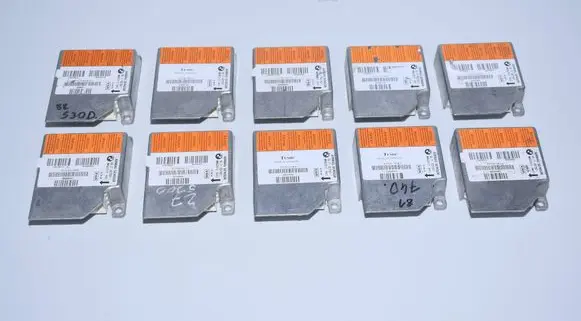 BMW 5 E39 Airbag control unit/module 8372521