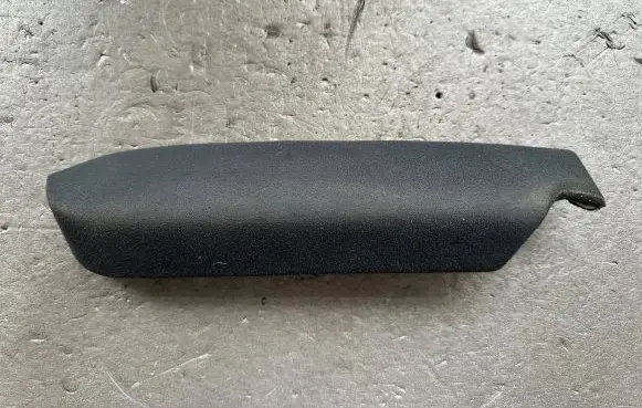 Mitsubishi Pajero Armrest MR620125