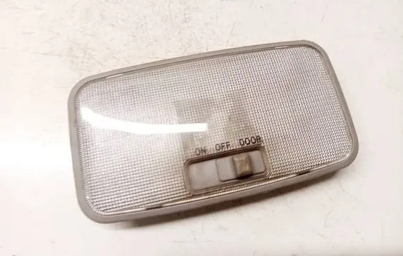 Toyota RAV 4 (XA30) Rear seat light 