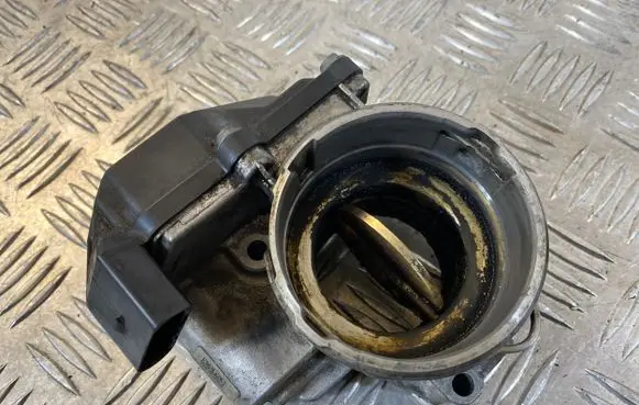 Volkswagen Caddy Throttle valve 03G128063M A2C53324665 1807080347