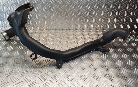 Intercooler hose/pipe