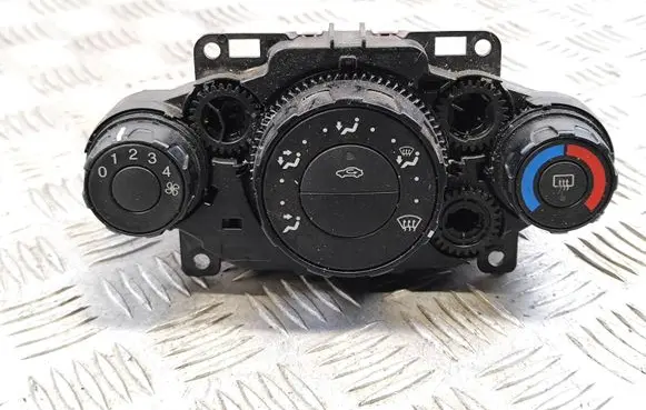Ford Fiesta Climate control unit 6A6116549AE 8A6118549AE