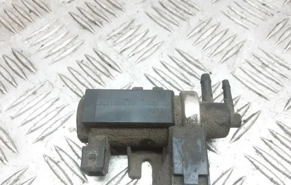 KIA Sorento Turbo solenoid valve 72190319