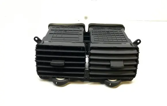 KIA Sportage Dash center air vent grill 80335148 KM84810A