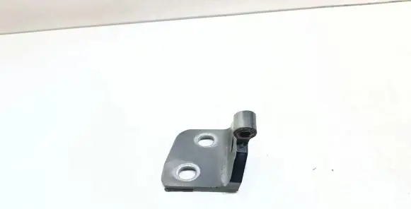 BMW X3 E83 Front door upper hinge