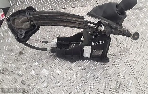 Renault Scenic RX Gear shifter/selector 8201021402