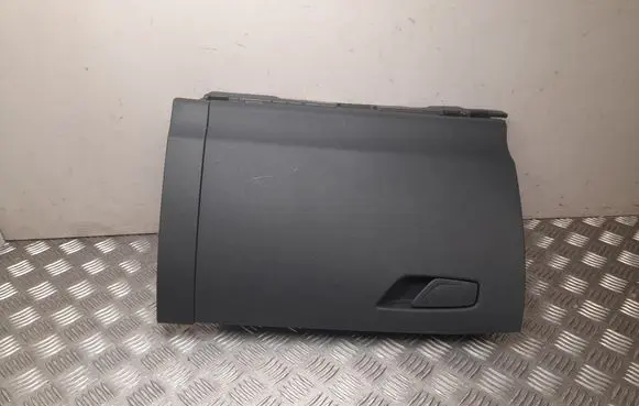 Skoda Octavia Mk4 Glove box set 5E4857097