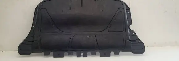 Volkswagen Touran III Engine splash shield/under tray 3Q0825236D