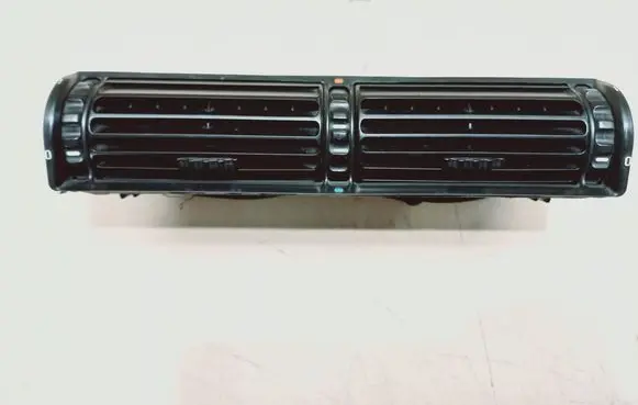BMW 7 E32 Dash center air vent grill 1390926 1379145