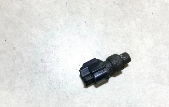 Air conditioning (A/C) pressure sensor