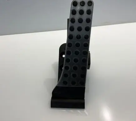 Accelerator throttle pedal