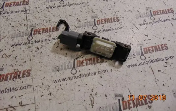 Jeep Grand Cherokee (WK) Airbag deployment crash/impact sensor 04671779AC