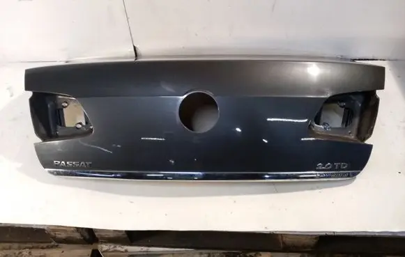 Volkswagen PASSAT B7 Tailgate/trunk/boot lid