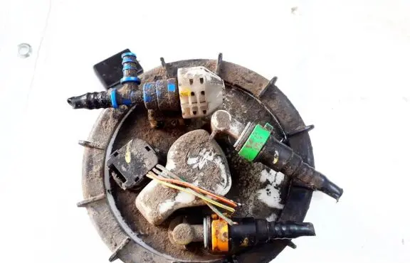 Mazda 6 Fuel level sensor 880552