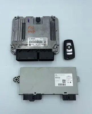 BMW 5 F10 F11 Engine ECU kit and lock set 8578995 0281030946