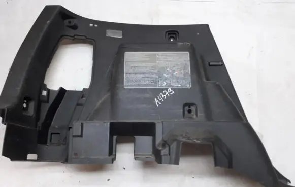 Toyota Corolla Verso AR10 Other trunk/boot trim element 647400F010 64740-0F010
