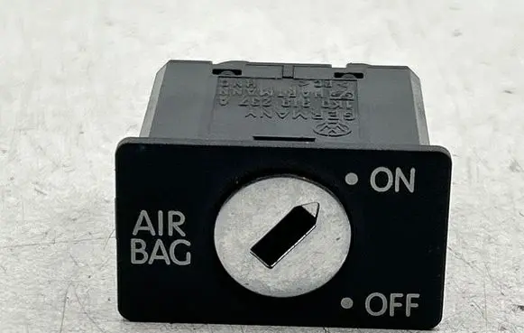 Volkswagen Caddy Passenger airbag on/off switch 1K0919237A