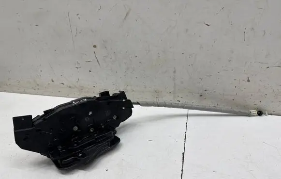 Mercedes-Benz GLB x247 Rear door lock A0997303201
