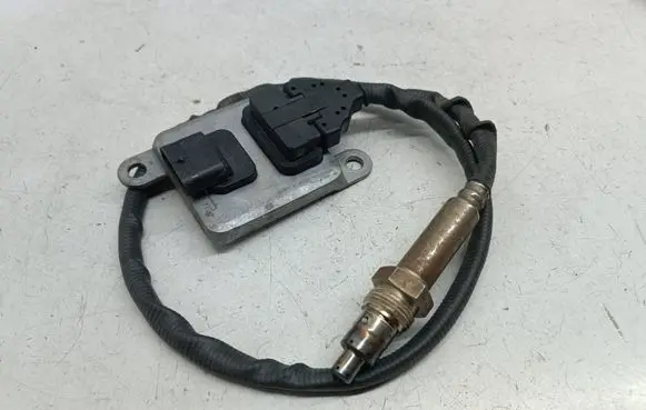 Mercedes-Benz Vito Viano W447 Lambda probe sensor A0009058511 0009058511 A3C01067600609