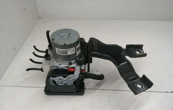 Hyundai i30 ABS Pump 6158945200