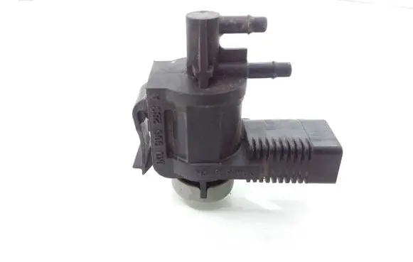 Volkswagen PASSAT B7 Vacuum valve 1K0906283A