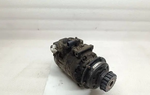 Volkswagen Transporter - Caravelle T5 Air conditioning (A/C) compressor (pump) 7H0820805C 4471803605
