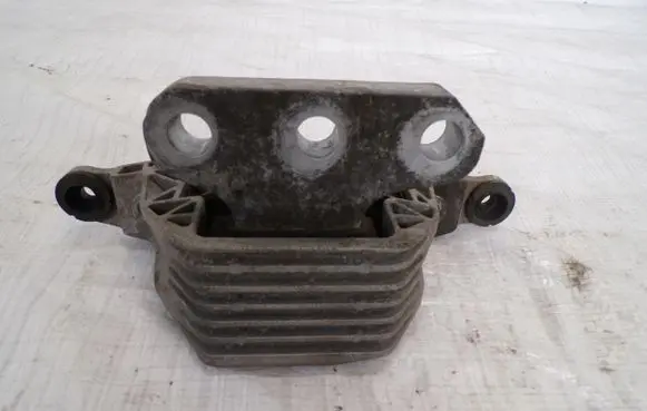 Opel Insignia B Engine mount vacuum valve 84240118
