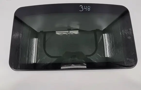 Dodge Challenger Sunroof glass 