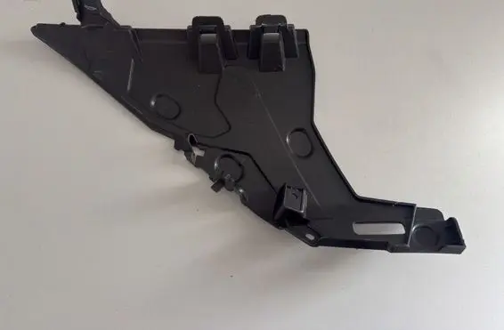 Front bumper mounting bracket