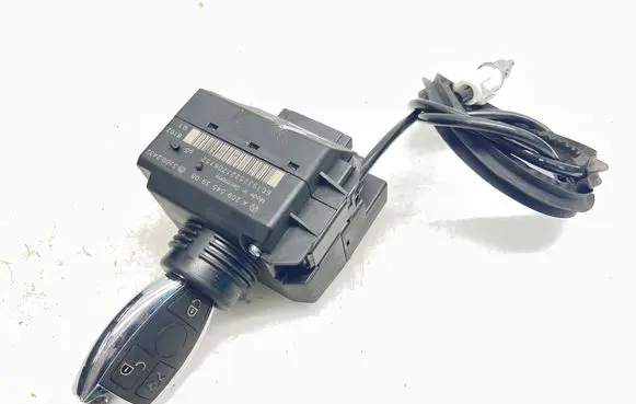 Mercedes-Benz CLC CL203 Ignition lock A2095453908