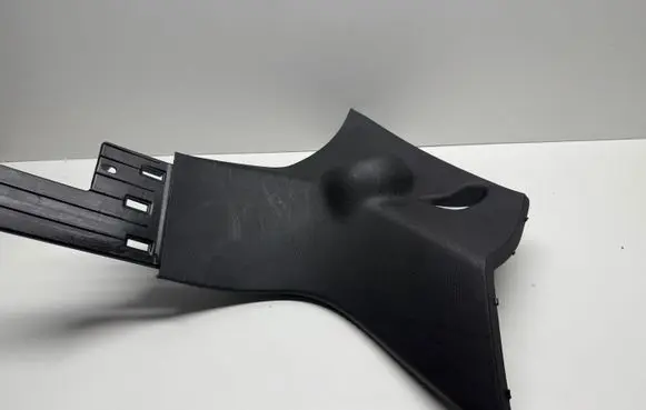 Dodge Durango III (D)pillar trim (top) 6DF19DX9AA 9S070682