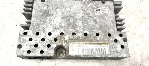 Sound amplifier